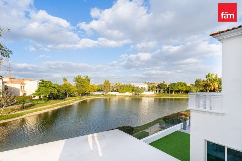 5 bedrooms Villa in Dubai, UAE No. 216137 11