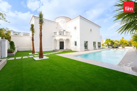 5 bedrooms Villa in Dubai, UAE No. 216137 4