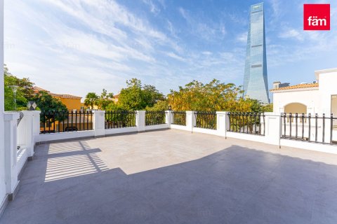 5 bedrooms Villa in Dubai, UAE No. 216137 25