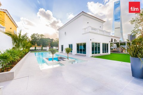 5 bedrooms Villa in Dubai, UAE No. 216137 5
