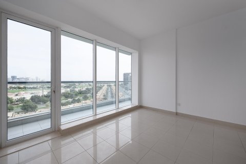 2 bedrooms Apartment in Dubai Sports City, UAE No. 212974 3