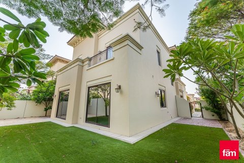 Villa de 5 chambres à Dubai, UAE No. 224700