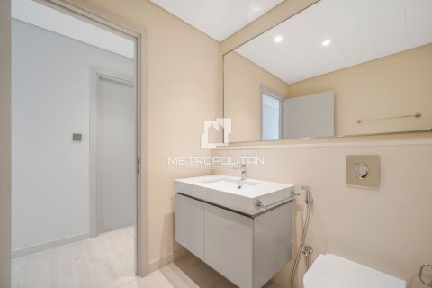 3 bedrooms Apartment in EMAAR Beachfront, UAE No. 128916 27