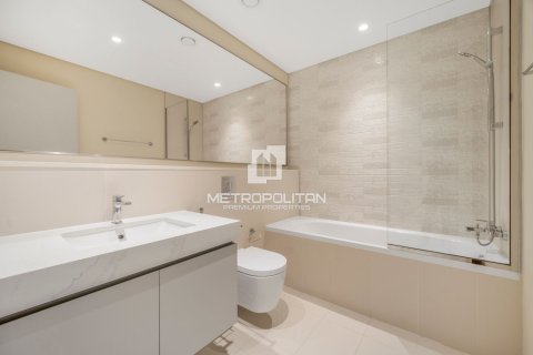 3 bedrooms Apartment in EMAAR Beachfront, UAE No. 128916 26