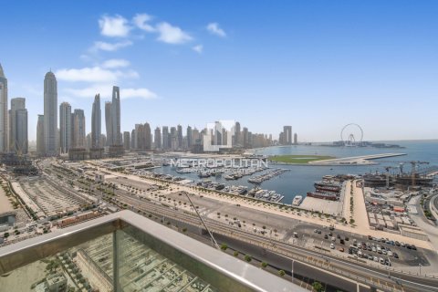 3 bedrooms Apartment in EMAAR Beachfront, UAE No. 128916 17