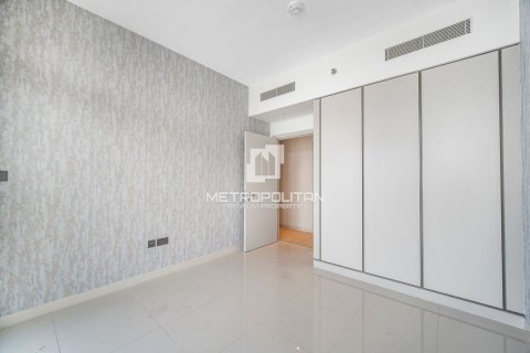 3 bedrooms Apartment in EMAAR Beachfront, UAE No. 128916 21