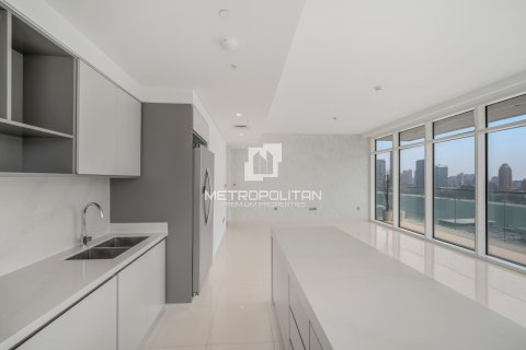 3 bedrooms Apartment in EMAAR Beachfront, UAE No. 128916 7