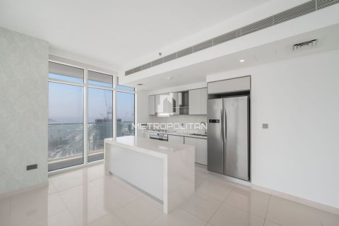 3 bedrooms Apartment in EMAAR Beachfront, UAE No. 128916 5
