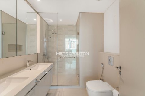 3 bedrooms Apartment in EMAAR Beachfront, UAE No. 128916 12