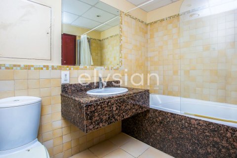 Apartment de 2 dormitorios en Murjan, UAE No. 64630 4