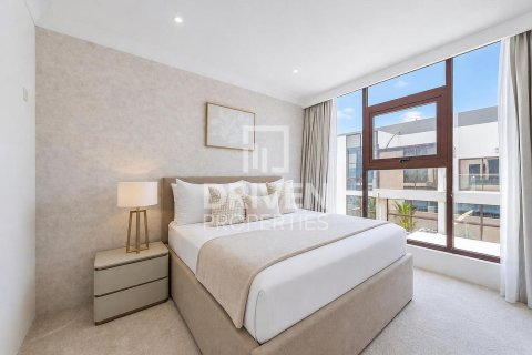 Вилла с 4 спальнями в District 11, ОАЭ №221252 14