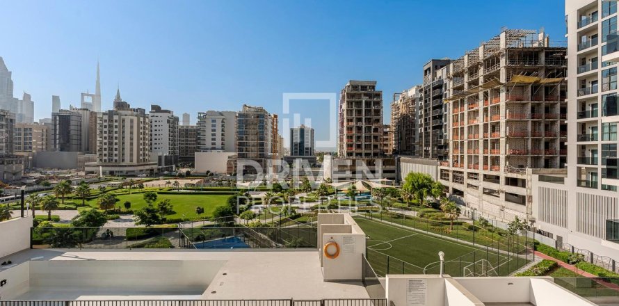 Apartment de 2 dormitorios en Al Satwa, UAE No. 215168