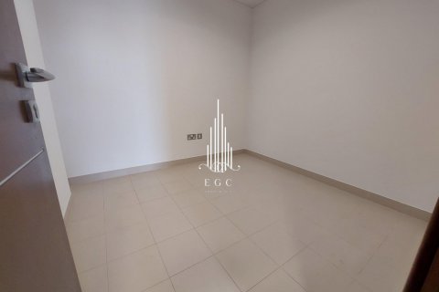 Apartment de 3 dormitorios en Corniche Road, UAE No. 24801 11