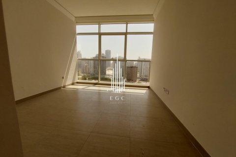 Apartment de 3 dormitorios en Corniche Road, UAE No. 24801 7