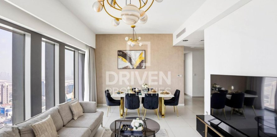 Apartment de 3 dormitorios en Burj Royale, UAE No. 221559