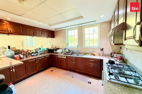 4 bedrooms Villa in Dubai, UAE No. 219187 9