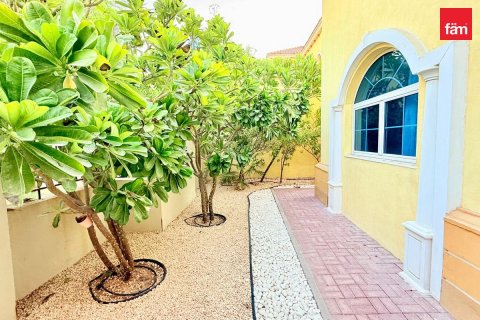 4 bedrooms Villa in Dubai, UAE No. 219187 10