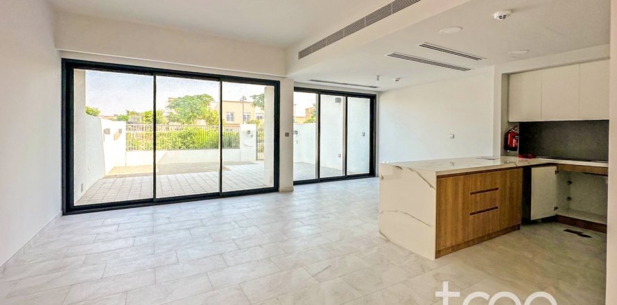 3 bedrooms Townhouse in Villanova, UAE No. 220706