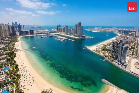 Apartment de 4 dormitorios en Palm Jumeirah, UAE No. 203266 18