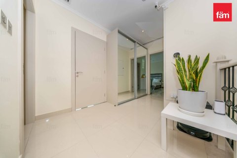 Villa de 3 dormitorios en Dubai, UAE No. 223696 17