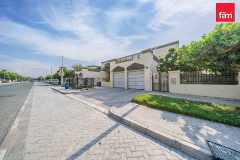 Villa de 3 dormitorios en Dubai, UAE No. 223696 27