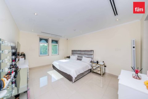 Villa de 3 dormitorios en Dubai, UAE No. 223696 18