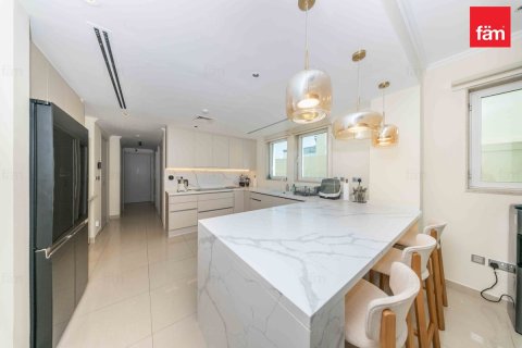 Villa de 3 dormitorios en Dubai, UAE No. 223696 11