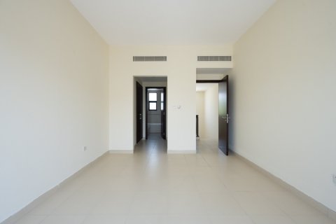 3 bedrooms Villa in Reem, UAE No. 213010 8