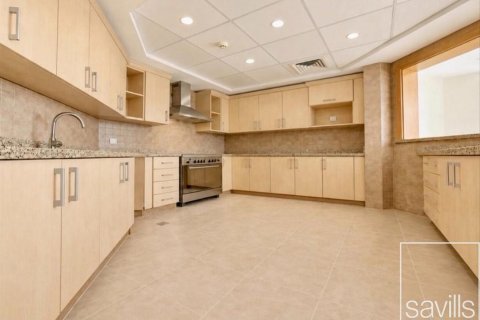 Apartment de 3 dormitorios en Shoreline Apartments, UAE No. 220473 5