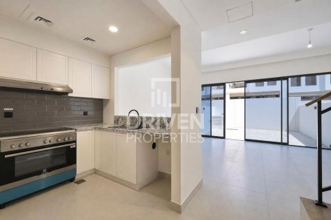 3 bedrooms Townhouse in Damac Lagoons, UAE No. 212344 12