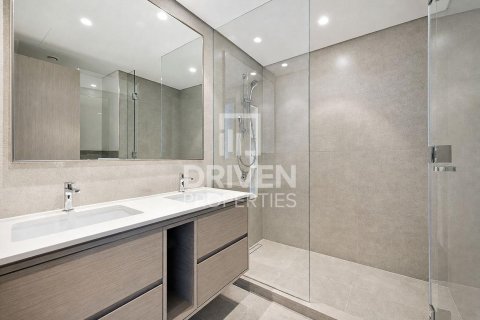 Apartment de 2 dormitorios en Opera District, UAE No. 221508 14