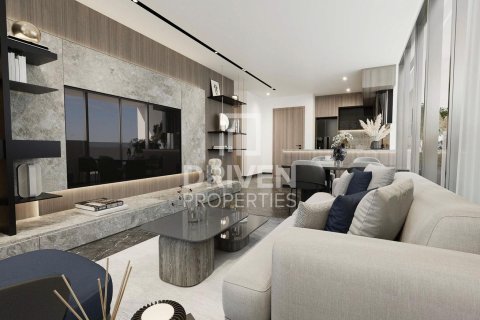 Studio Apartment in Dubai Studio City, UAE No. 211700 3