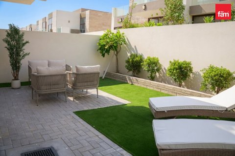 4 bedrooms Townhouse in Dubai, UAE No. 203151 15