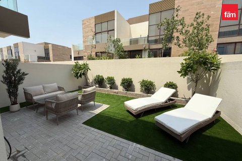 4 bedrooms Townhouse in Dubai, UAE No. 203151 16