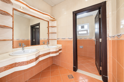 6 bedrooms Villa in Mughaidir, UAE No. 226410 17
