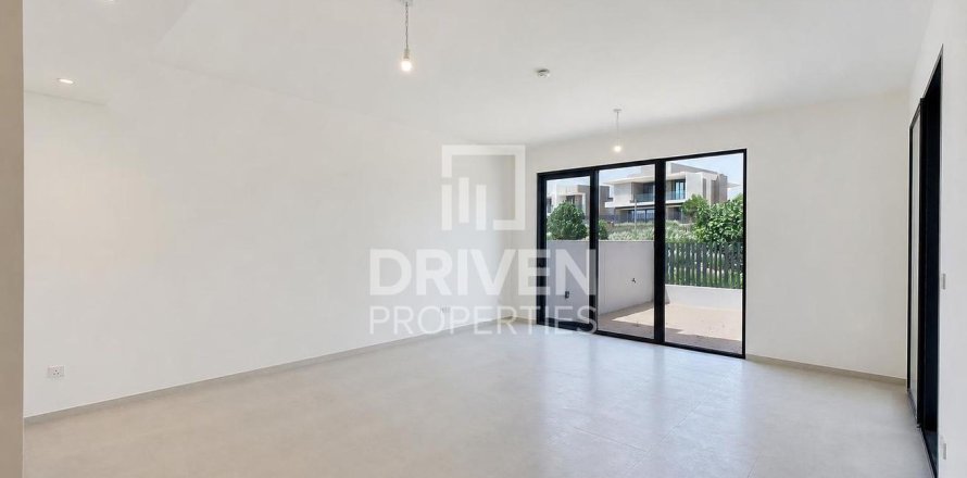4 bedrooms Townhouse in Jebel Ali, UAE No. 212507