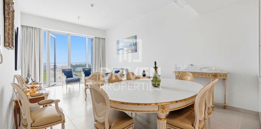 Apartment de 3 dormitorios en Al Wasl, UAE No. 218174