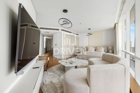 Studio Apartment in DIFC, UAE No. 212676 5