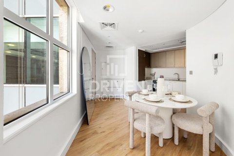 Studio Apartment in DIFC, UAE No. 212676 10