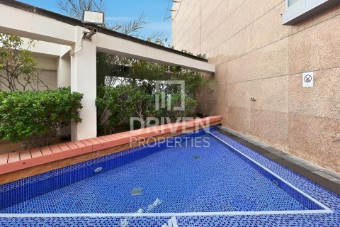 Studio Apartment in DIFC, UAE No. 212676 24