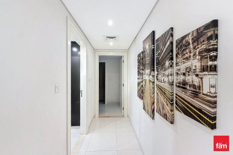 2 bedrooms Apartment in Business Bay, UAE No. 132054 6