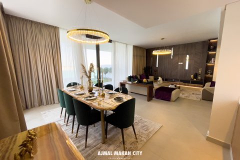 Villa de 5 dormitorios en Sharjah, UAE No. 7109 9