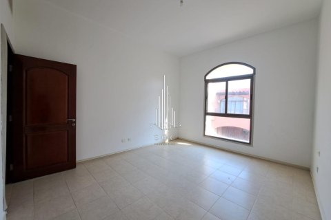 5 غرفة نوم فيلا في Abu Dhabi Gate City, الإمارات العربية المتحدة رقم 37510 11