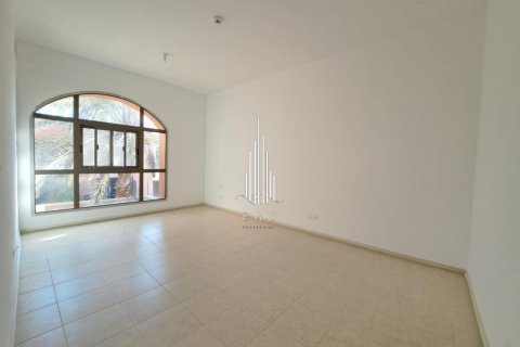 5 غرفة نوم فيلا في Abu Dhabi Gate City, الإمارات العربية المتحدة رقم 37510 16