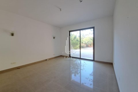 5 غرفة نوم فيلا في Abu Dhabi Gate City, الإمارات العربية المتحدة رقم 37510 19