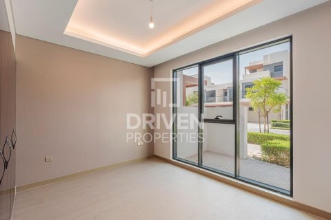 6 bedrooms Townhouse in Silver Springs, UAE No. 202717 14