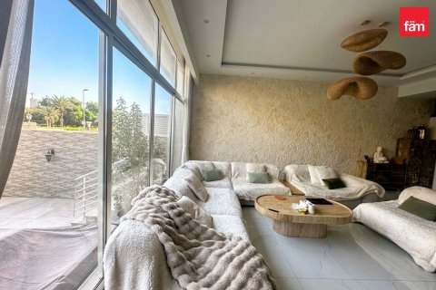 Villa de 2 chambres à Dubai, UAE No. 220185 4