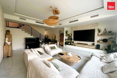 Villa de 2 chambres à Dubai, UAE No. 220185