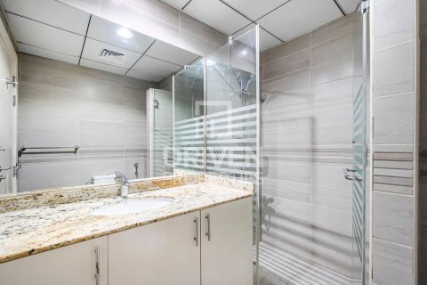 Villa de 4 dormitorios en District 15, UAE No. 215087 15