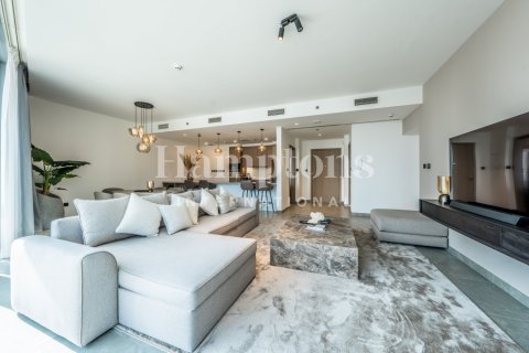 Apartment de 2 dormitorios en The Address Dubai Marina, UAE No. 152309 10